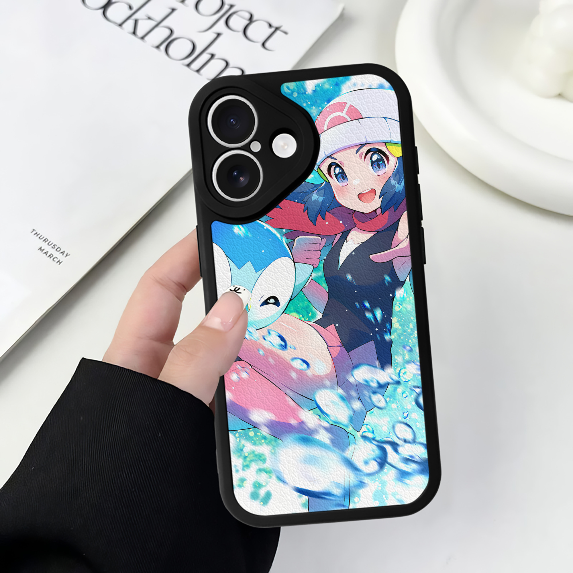 （画像用） ポケットモンスター Pokémon 【iPhone 16シリーズ対応】シリコンスマホケース（レザー調） 材質：シリコン